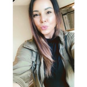 Meet your Posher, Destiny